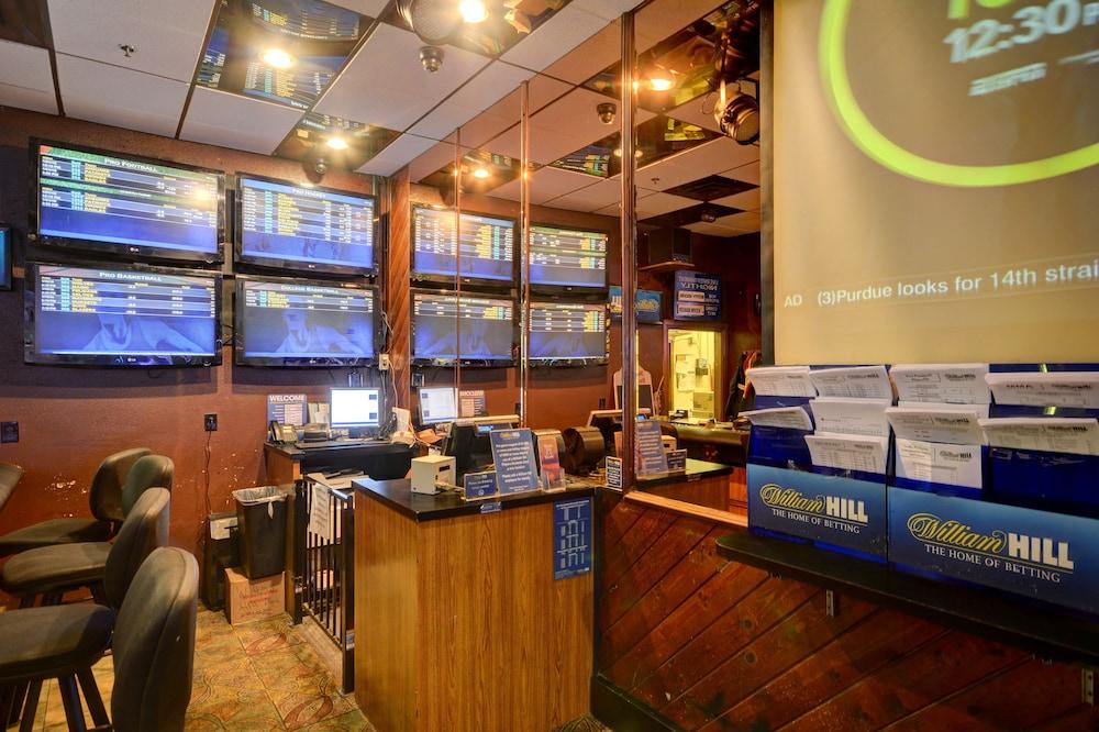 Longhorn Boulder Highway Hotel Las Vegas Exterior photo