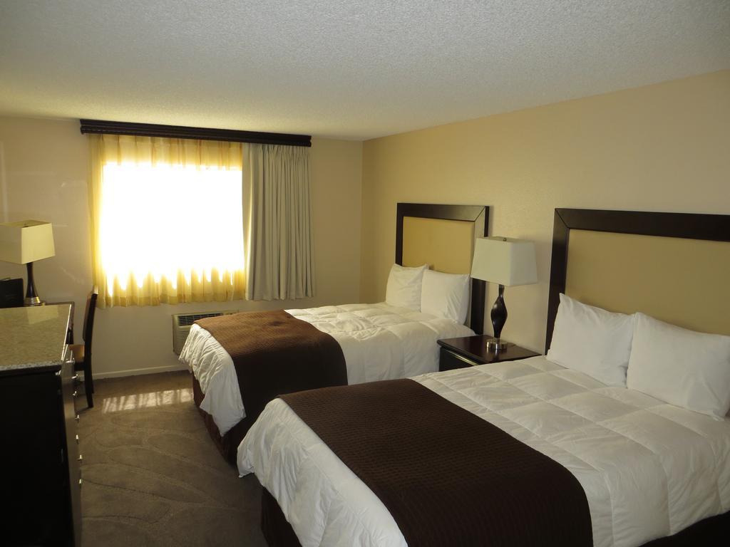 Longhorn Boulder Highway Hotel Las Vegas Room photo