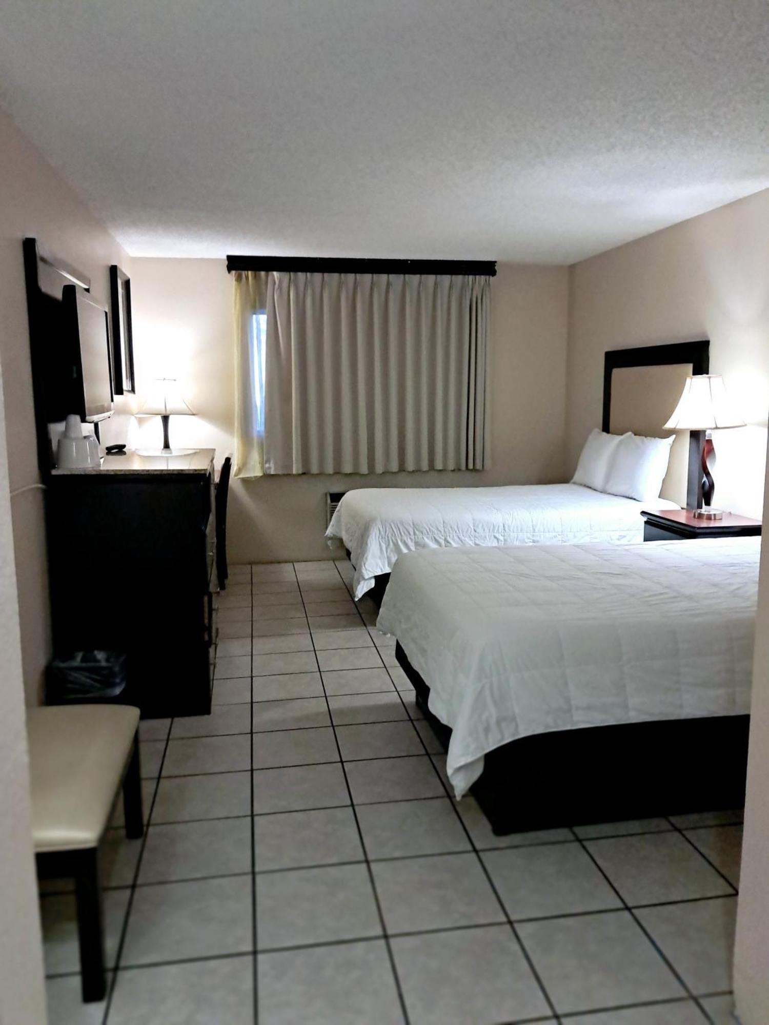 Longhorn Boulder Highway Hotel Las Vegas Room photo